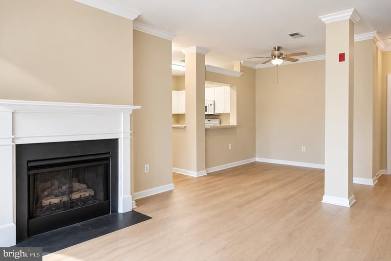 4561 Strutfield Ln #3309, Alexandria, VA 22311