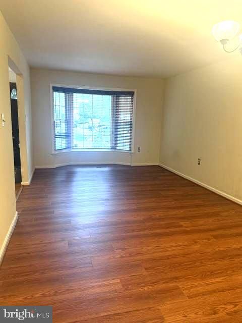 10313 Latney Rd, Fairfax, VA 22032