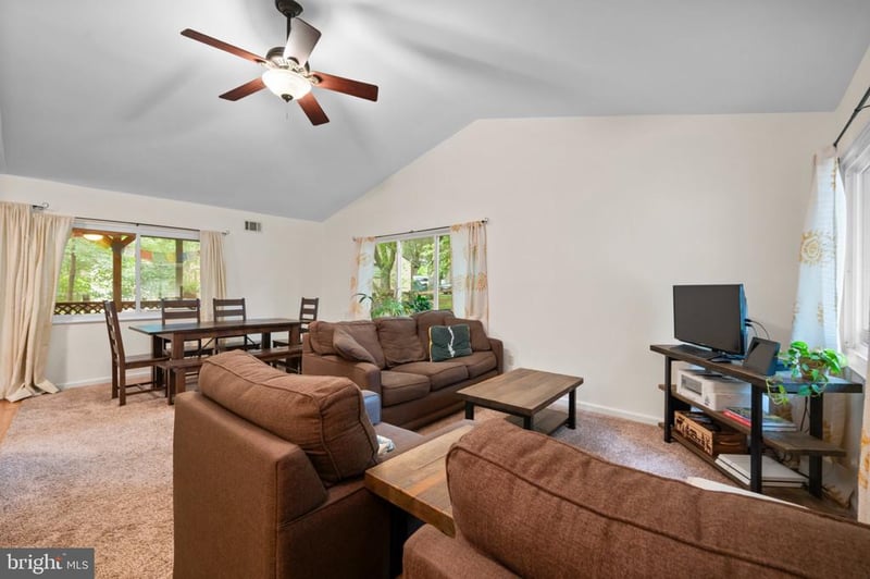 9472 Old Deep Ct, Columbia, MD 21045