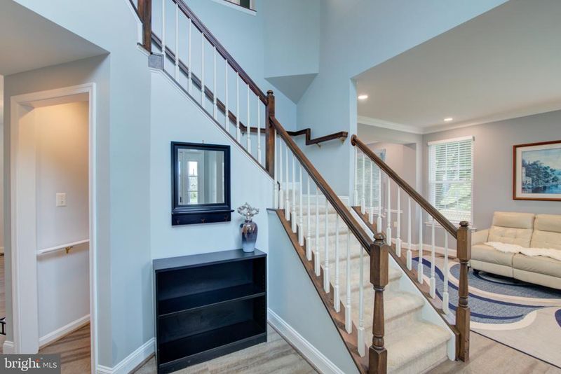108 Haversack Ct NE, Leesburg, VA 20176