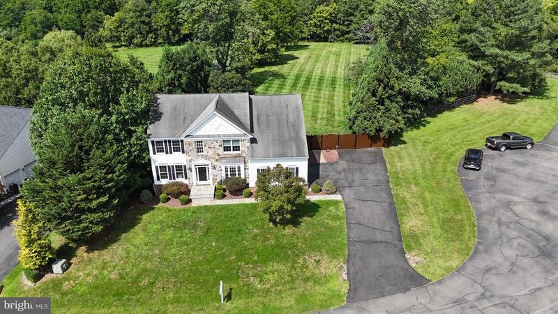 11489 Potomac Heights Ln, Lovettsville, VA 20180
