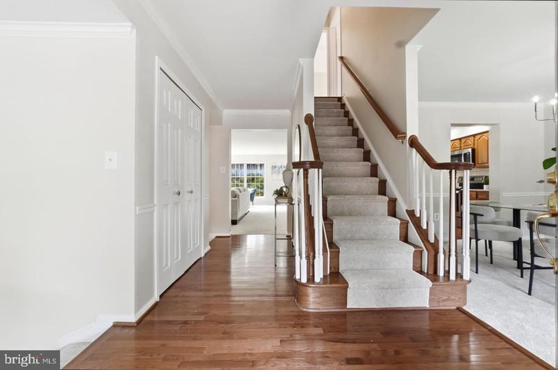 7362 Silver Pine Dr, Springfield, VA 22153