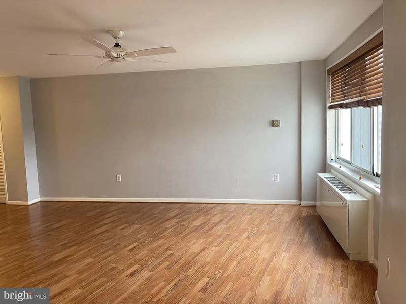 10201 Grosvenor Pl #1628, Rockville, MD 20852