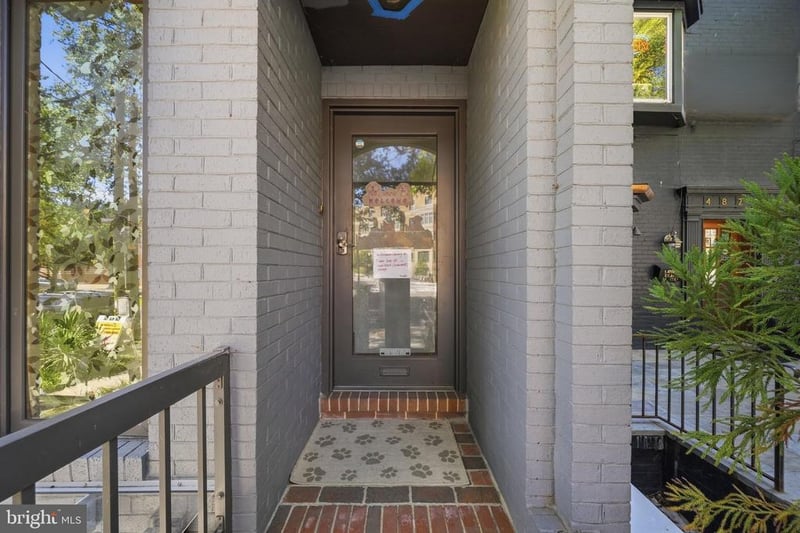 4820 Macarthur Blvd NW, Washington, DC 20007