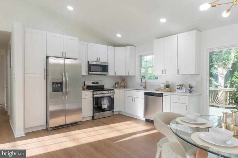 5 Raspberry Ln, Stafford, VA 22554