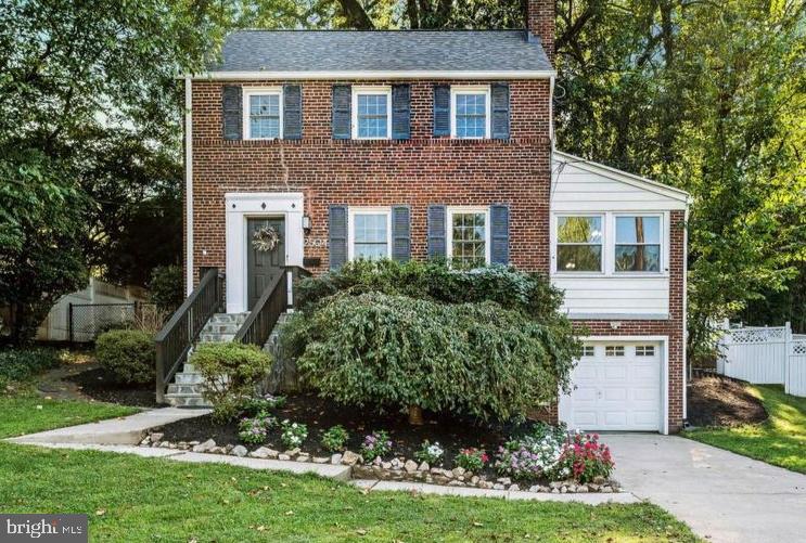 2504 Seminary Rd, Silver Spring, MD 20910