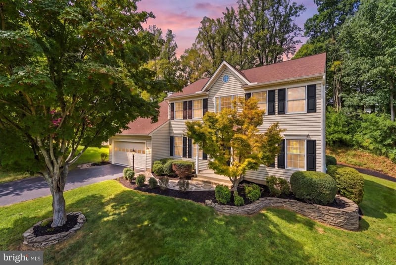 2038 Hanson Ln, Woodbridge, VA 22191