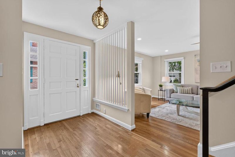3728 Albemarle St NW, Washington, DC 20016