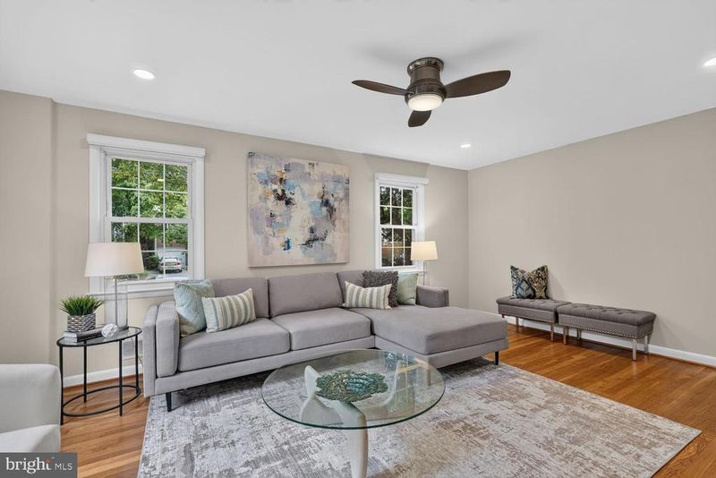 3728 Albemarle St NW, Washington, DC 20016
