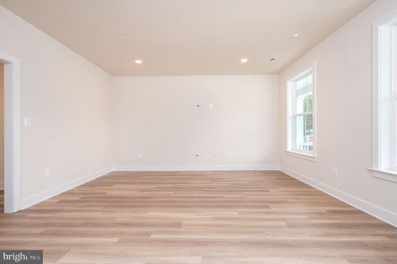 207 Allen Ln, Poolesville, MD 20837