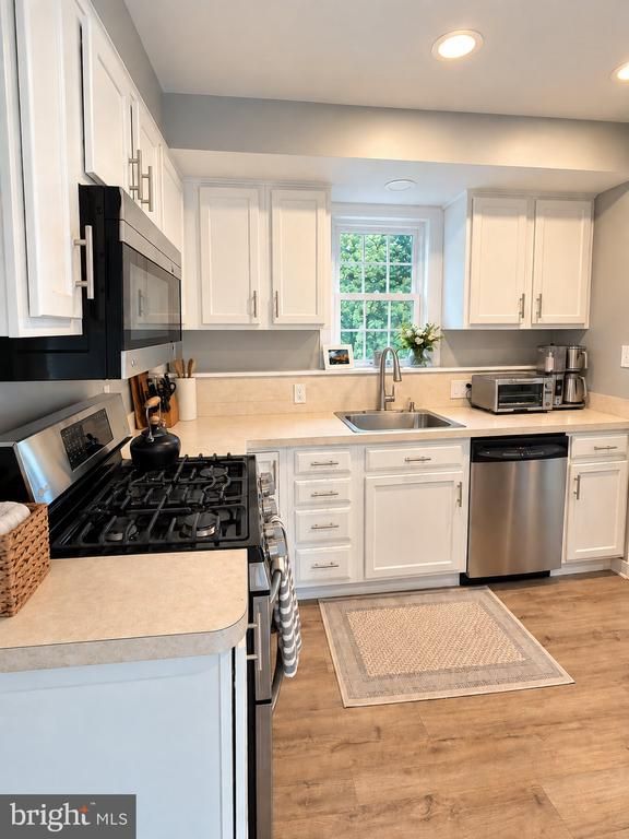 942 N Liberty St, Arlington, VA 22205