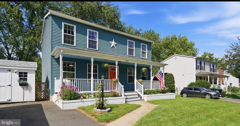 5633 Roundtree Dr, Woodbridge, VA 22193