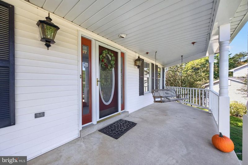 8683 Felsview Dr, Laurel, MD 20723