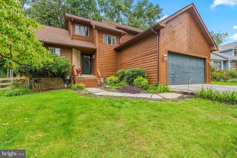 10390 Fox Meadow Cir, New Market, MD 21774