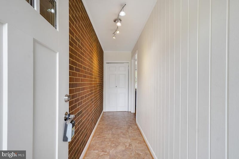 65 Ridge Rd #B, Greenbelt, MD 20770