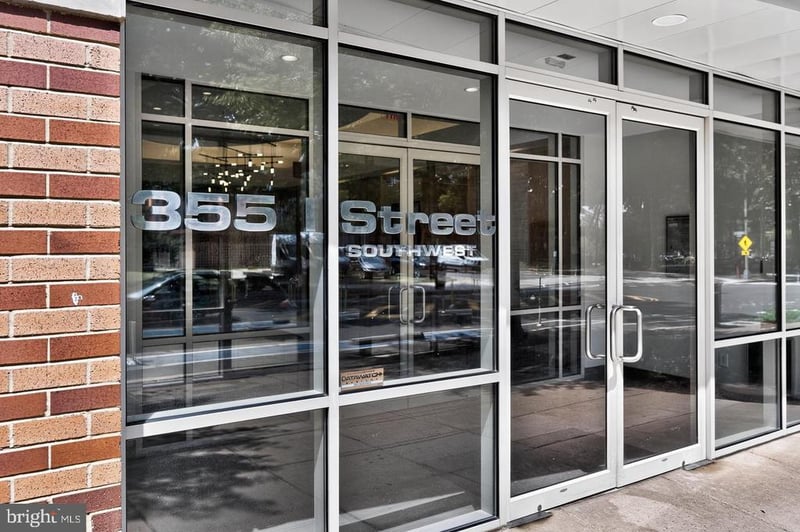 355 I St SW #317S, Washington, DC 20024