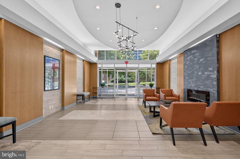 355 I St SW #317S, Washington, DC 20024
