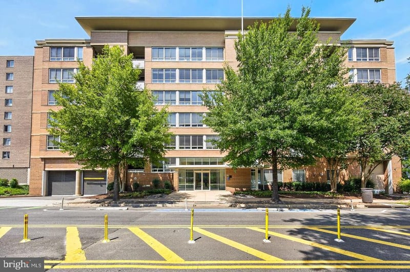 355 I St SW #317S, Washington, DC 20024