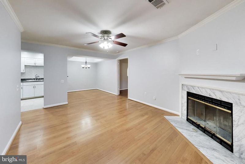 5700 Chapman Mill Dr #160, Rockville, MD 20852