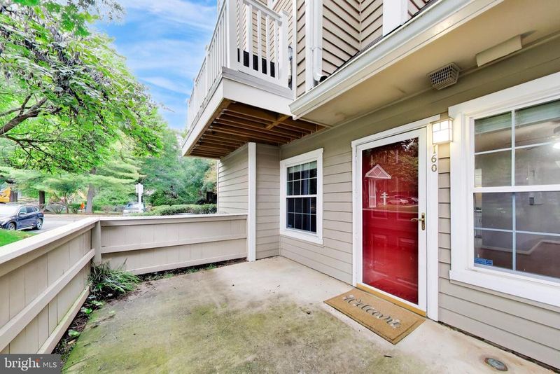 5700 Chapman Mill Dr #160, Rockville, MD 20852