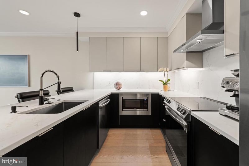2305 Nicholson St SE #402, Washington, DC 20020
