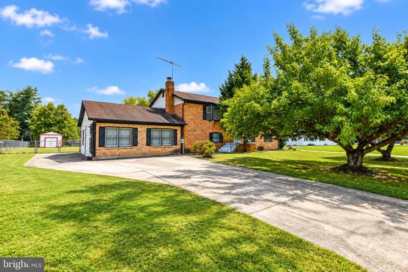 9609 Dyson Rd, Brandywine, MD 20613
