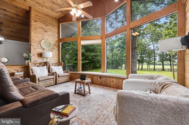 10904 Manley Rd, Nokesville, VA 20181