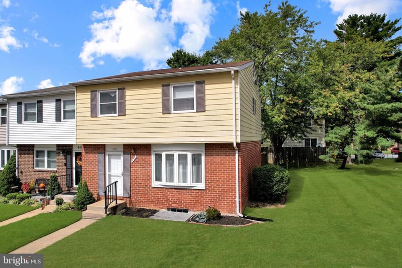 438 Hardmoore Ct, Glen Burnie, MD 21061