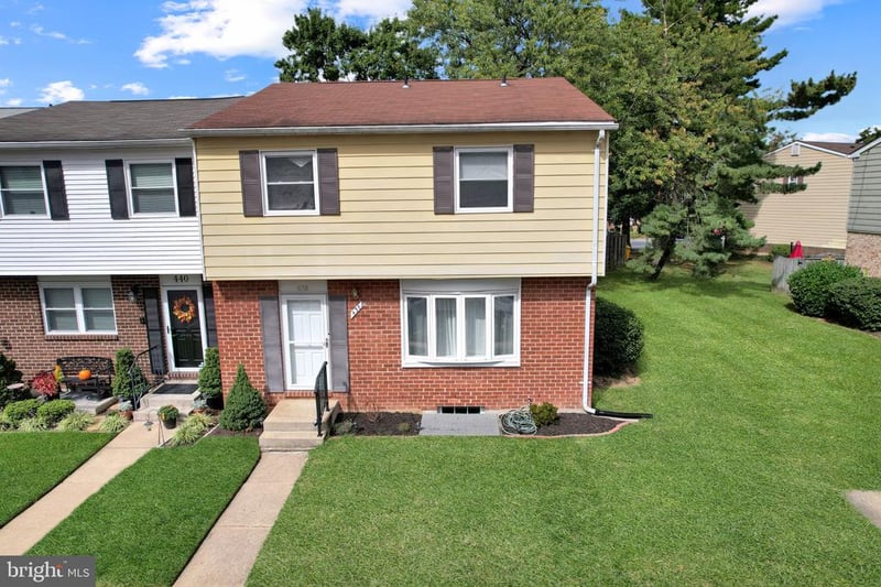 438 Hardmoore Ct, Glen Burnie, MD 21061
