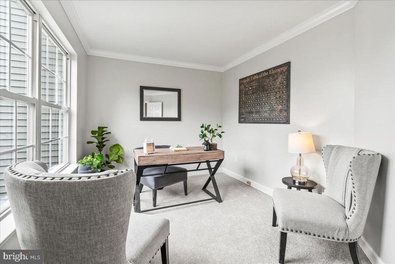 7035 Allington Manor Cir E, Frederick, MD 21703