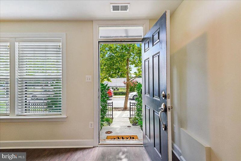 6402 47th St, Riverdale, MD 20737