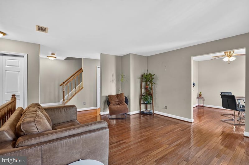 4049 Chetham Way, Woodbridge, VA 22192