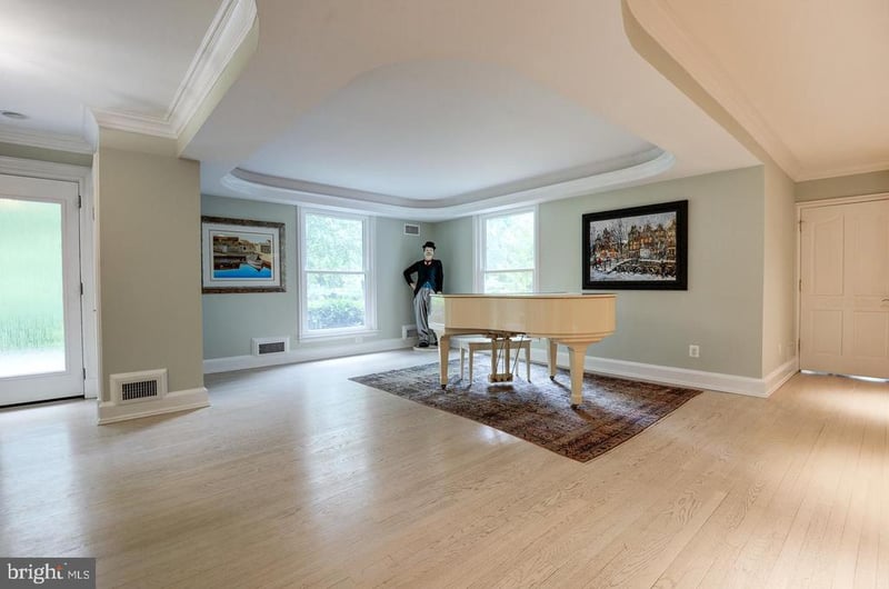 11501 Skipwith Ln, Potomac, MD 20854