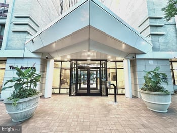 7923 Eastern Ave #404, Silver Spring, MD 20910