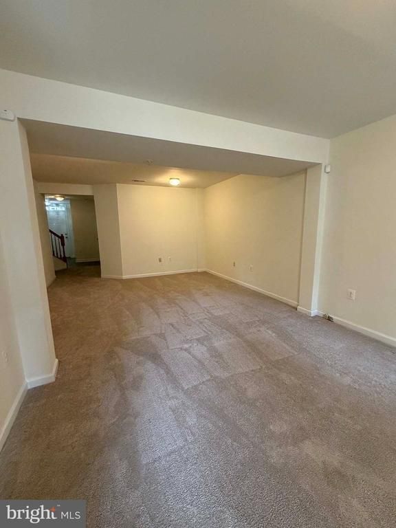 1707 Peach Blossom Ct, Bowie, MD 20721