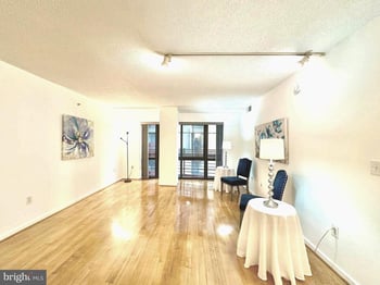7923 Eastern Ave #404, Silver Spring, MD 20910