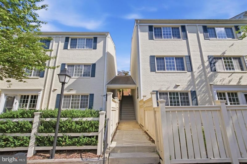 1407 N Van Dorn St NW #B, Alexandria, VA 22304