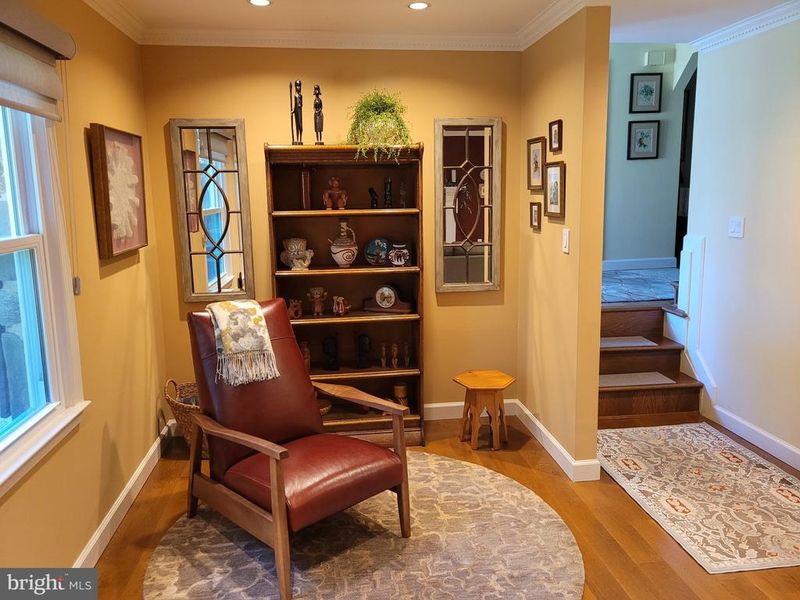 1901 Grayslake Dr, Silver Spring, MD 20906