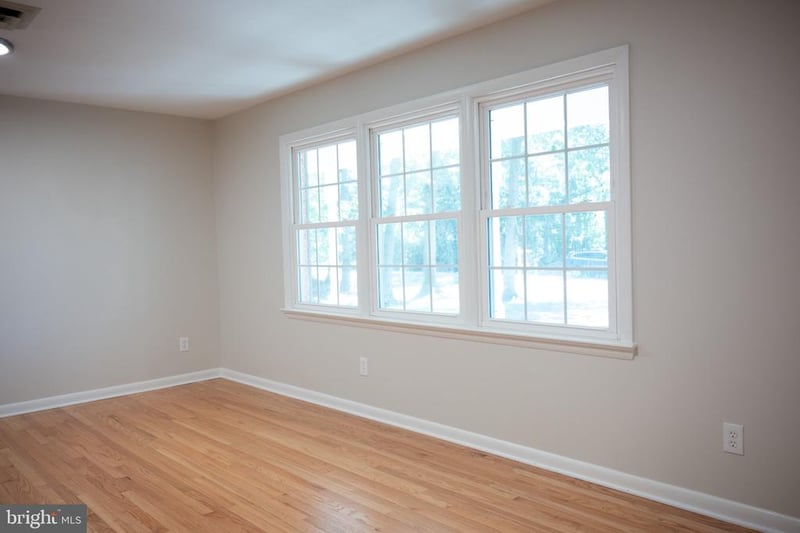 9470 Bland St, Waldorf, MD 20603