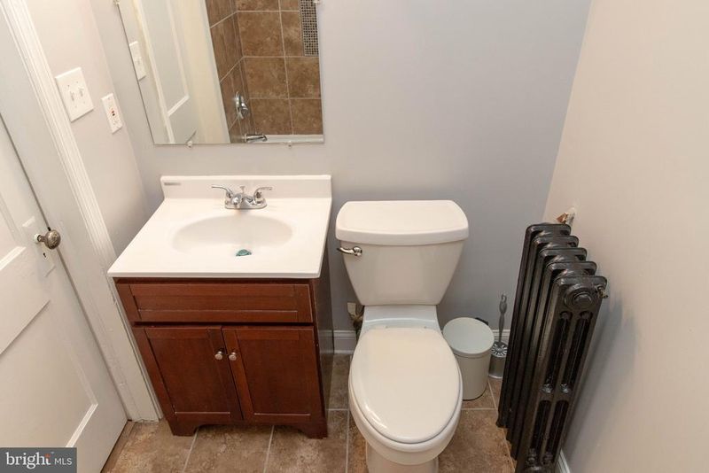 3935 9th St NE #3, Washington, DC 20017