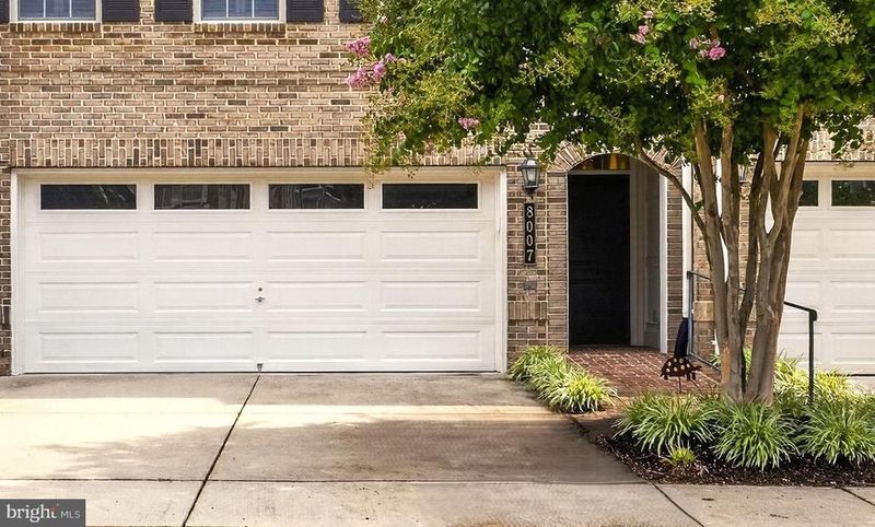 8007 Turtle Creek Cir, Gainesville, VA 20155