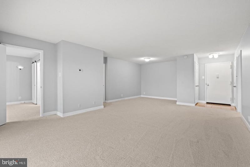 307 Yoakum Pw #703, Alexandria, VA 22304