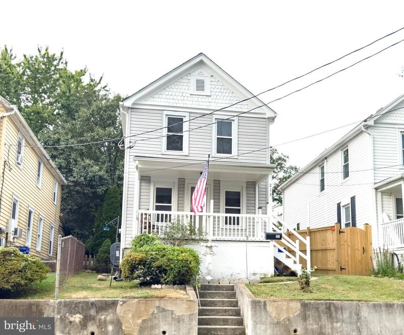 213 W B St, Brunswick, MD 21716