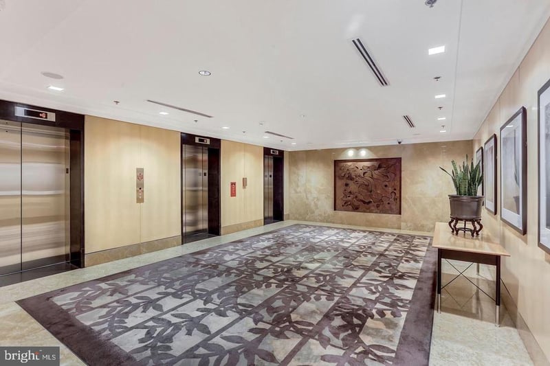 910 M St NW #323, Washington, DC 20001