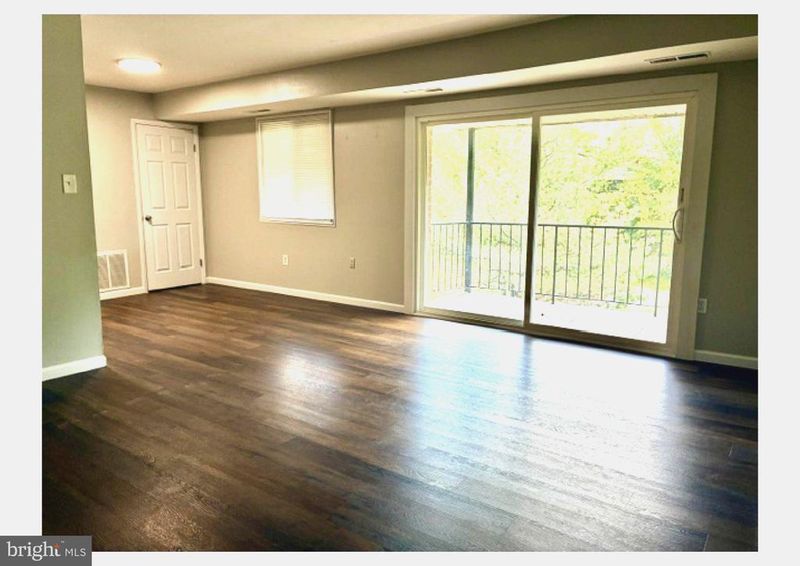 5450 85th Ave #204, Hyattsville, MD 20784