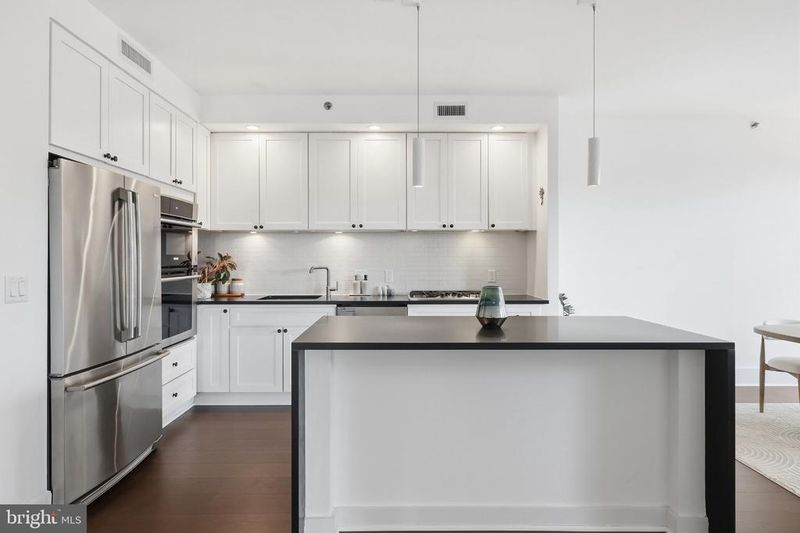 1011 M St NW #702, Washington, DC 20001