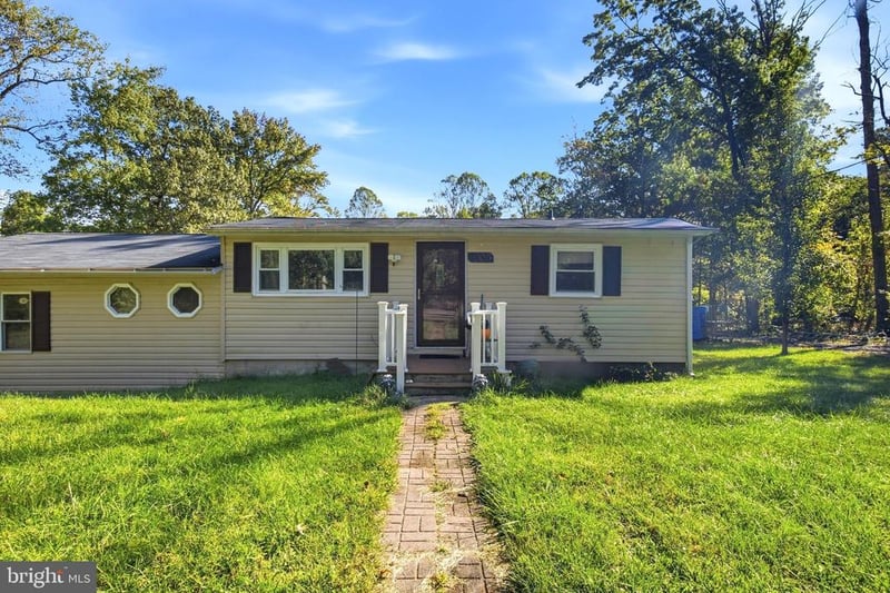 1203 Collins Ave, Odenton, MD 21113