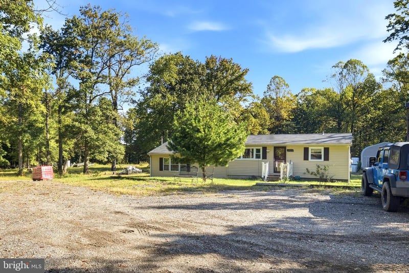 1203 Collins Ave, Odenton, MD 21113