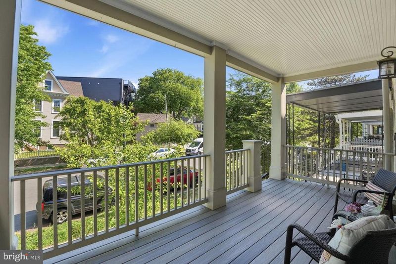 834 Varnum St NW #2, Washington, DC 20011
