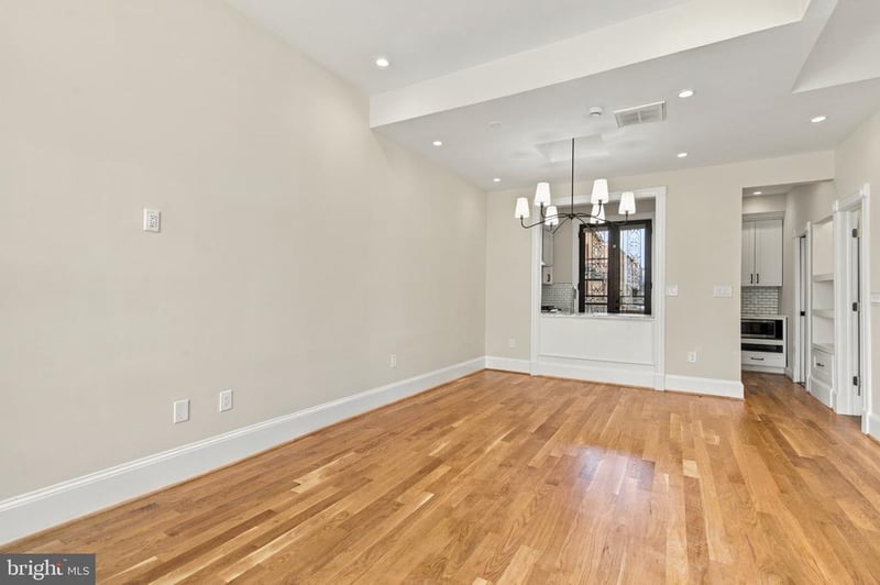 704 G St NE, Washington, DC 20002